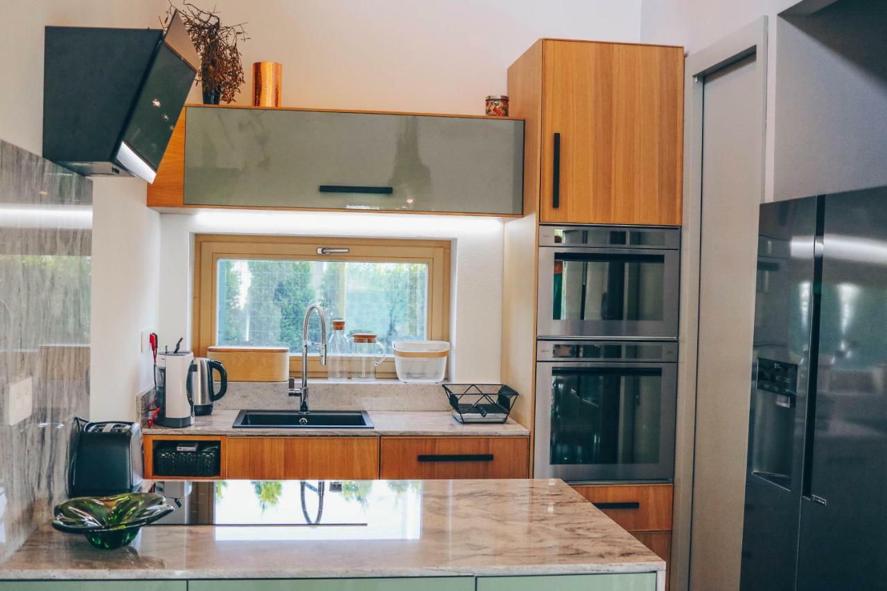 Stylish Apartments At Penati Golf Resort Sajdikove Humence Exteriör bild